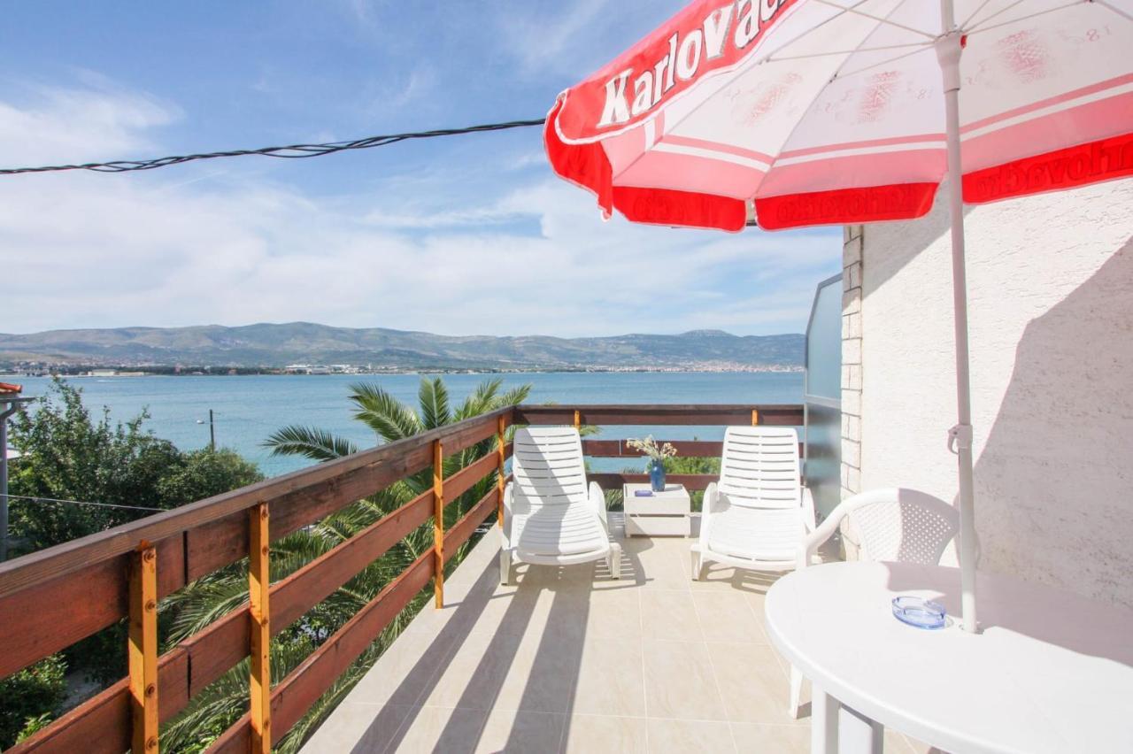 Villa Fjaba - By The Sea - With The Big Terraces & Great Sea View トロギール エクステリア 写真