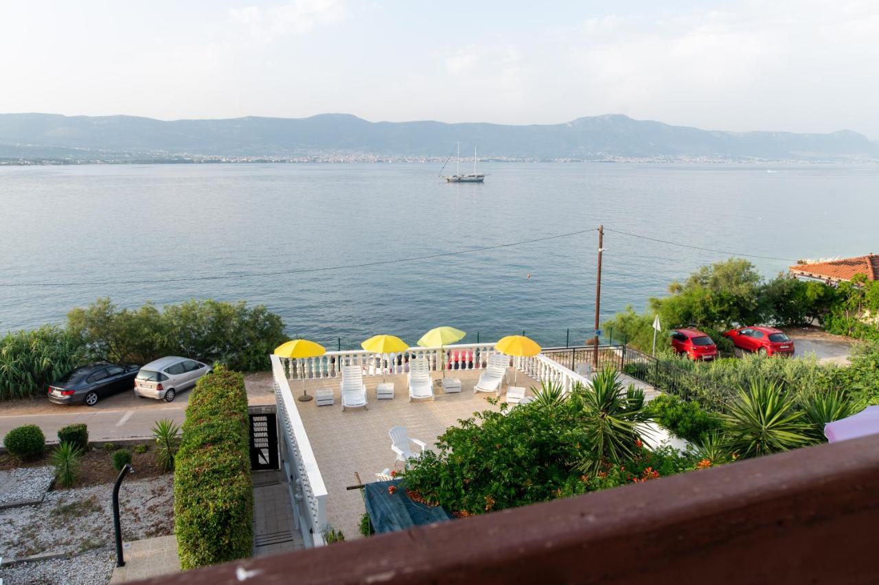 Villa Fjaba - By The Sea - With The Big Terraces & Great Sea View トロギール エクステリア 写真