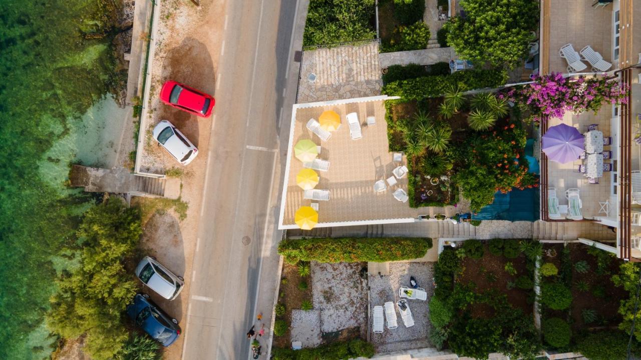 Villa Fjaba - By The Sea - With The Big Terraces & Great Sea View トロギール エクステリア 写真