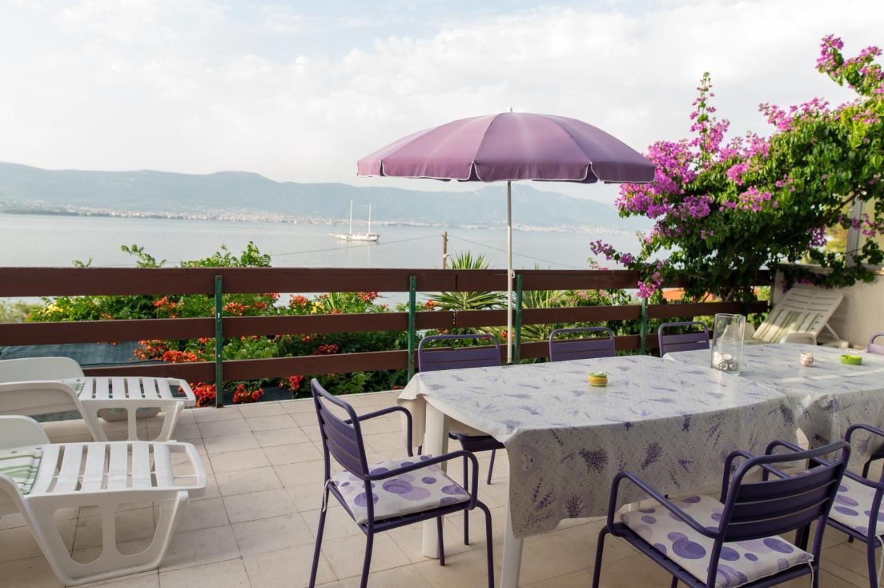Villa Fjaba - By The Sea - With The Big Terraces & Great Sea View トロギール エクステリア 写真