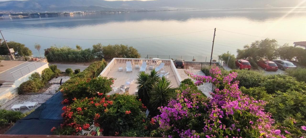 Villa Fjaba - By The Sea - With The Big Terraces & Great Sea View トロギール エクステリア 写真