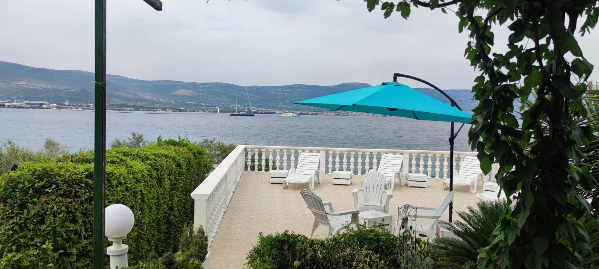 Villa Fjaba - By The Sea - With The Big Terraces & Great Sea View トロギール エクステリア 写真